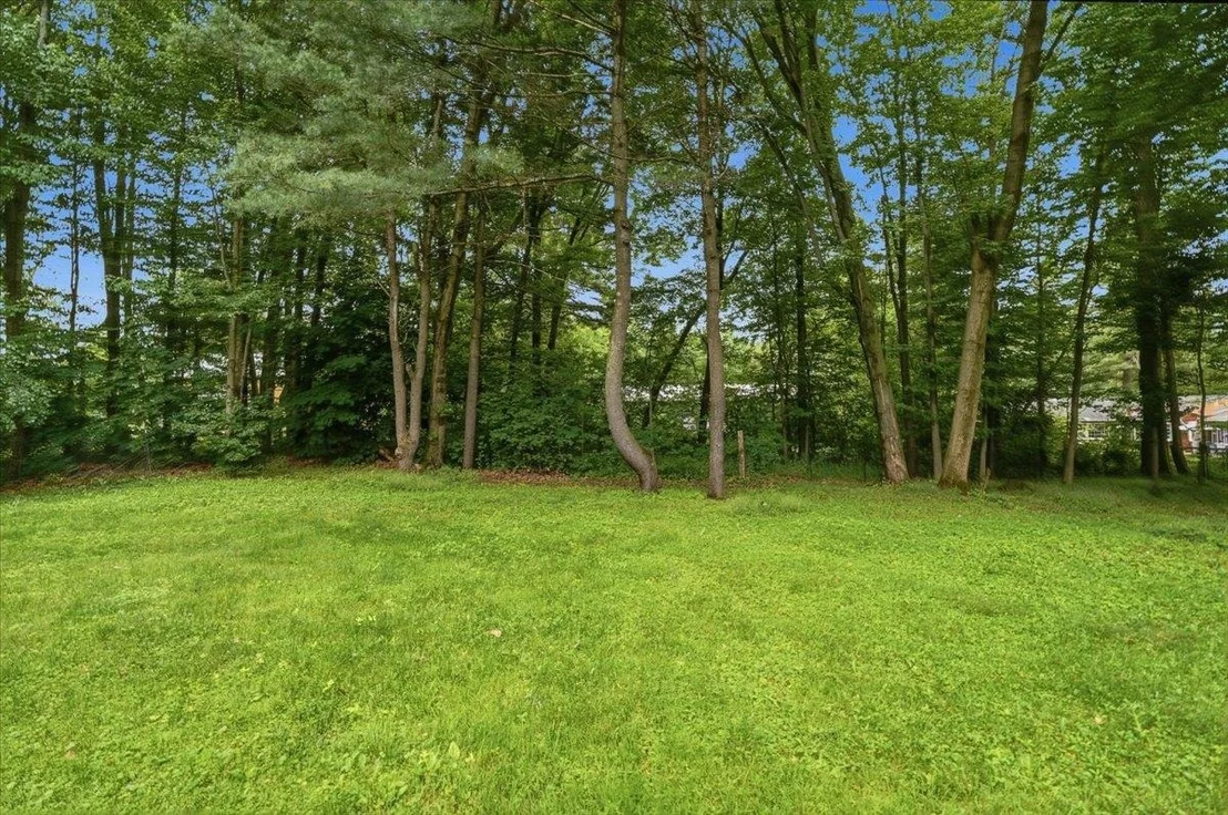 Photo of 490 Juniper