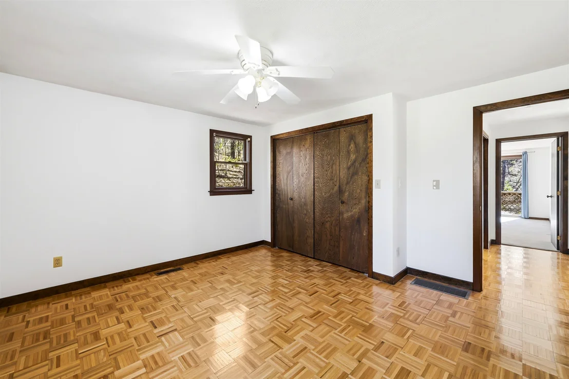 Photo of 88 Meetinghouse