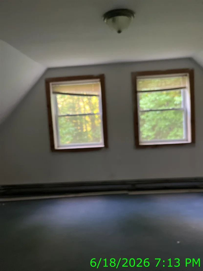 Photo of 142 Folsom Hill