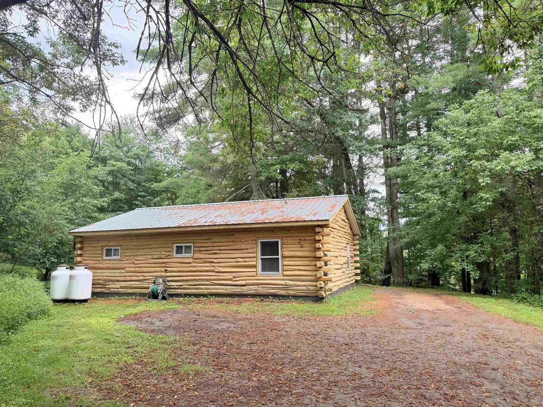Photo of 26 Log Cabin