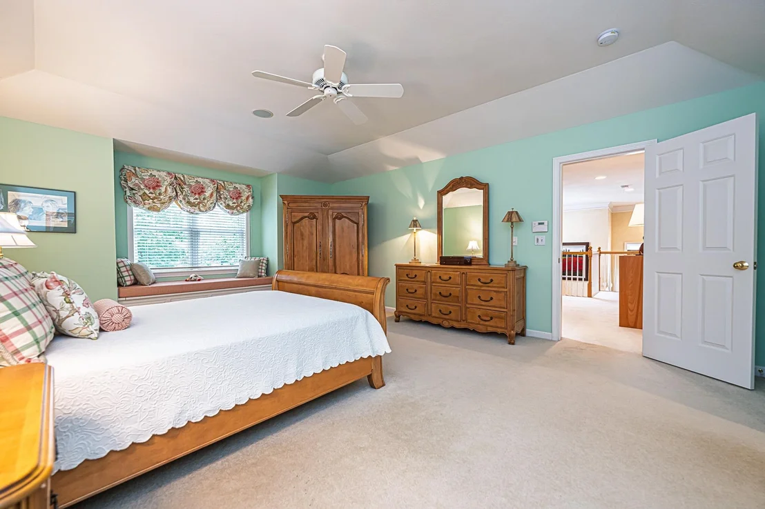 Photo of 7 Drumlin