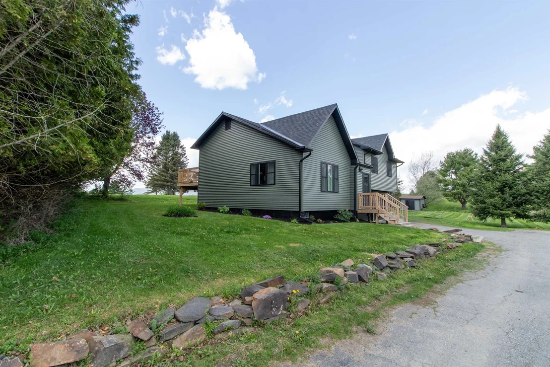 Photo of 287 Lakeview