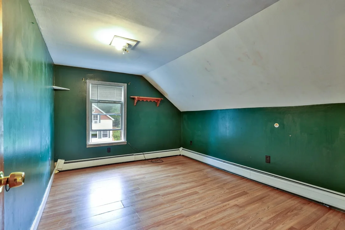 Photo of 43 Taylor