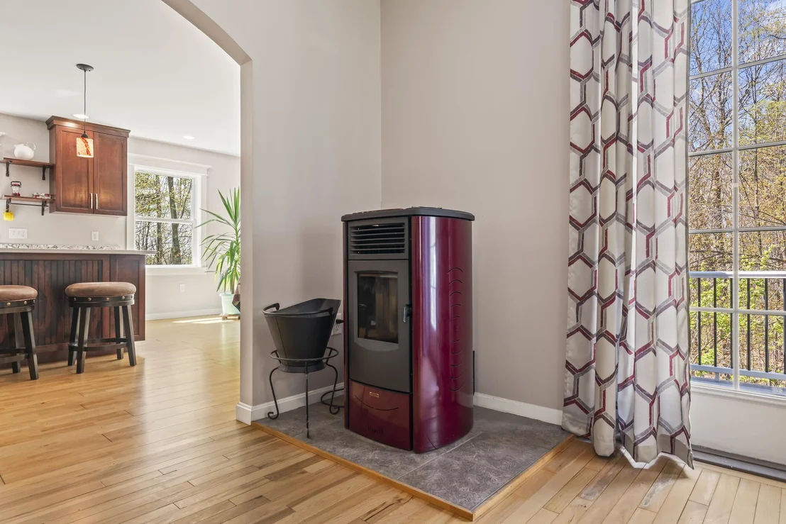 Photo of 80 Maple