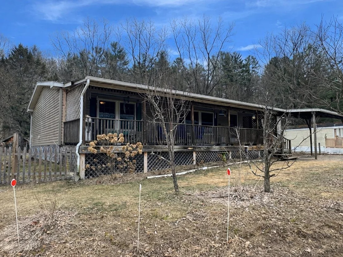 Photo of 425 Taylor