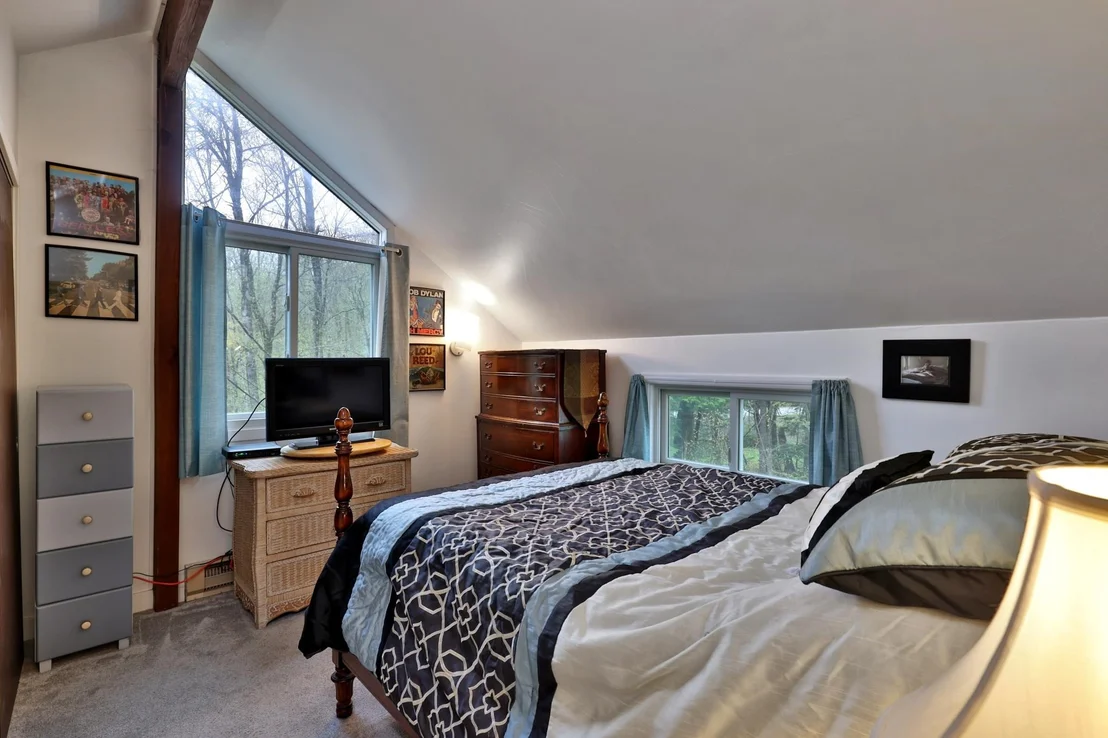Photo of 30 Ridge