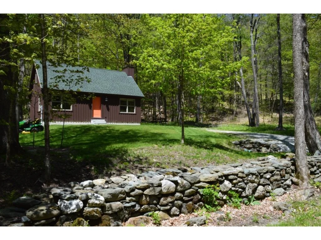Photo of 425 Hidden Valley