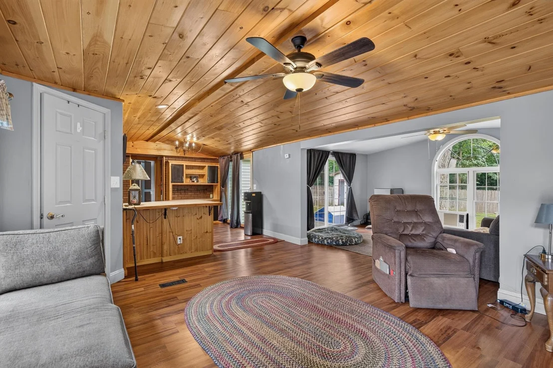 Photo of 74 Long Hill