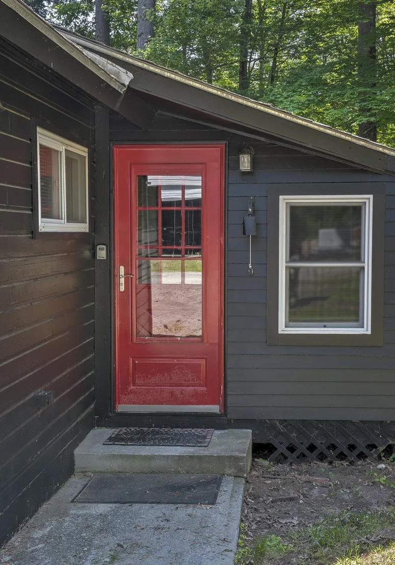 Photo of 49 Forest Lake