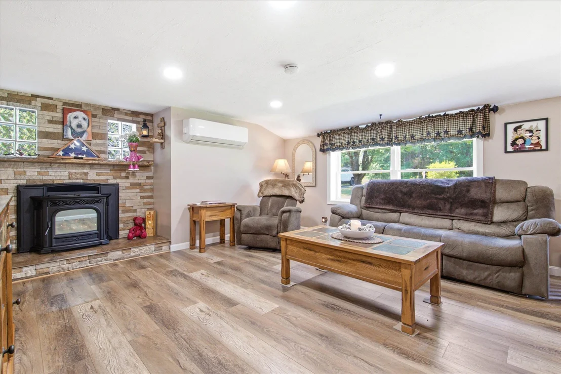 Photo of 30 Danis Park