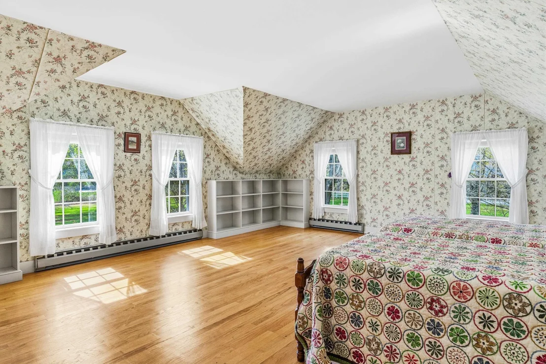 Photo of 567 Main