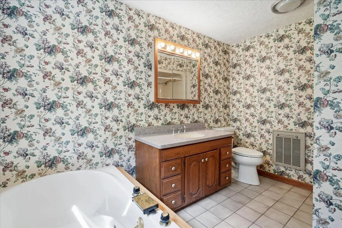 Photo of 58 Joanne
