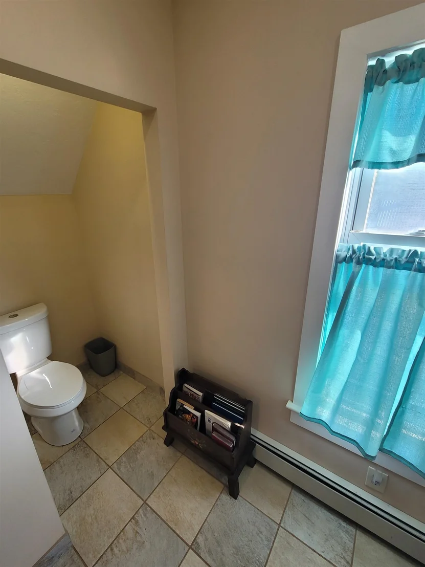Photo of 622 Central