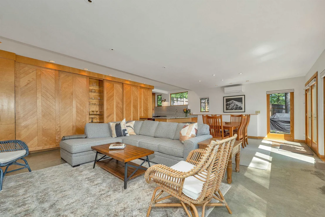 Photo of 41 Meaders Point