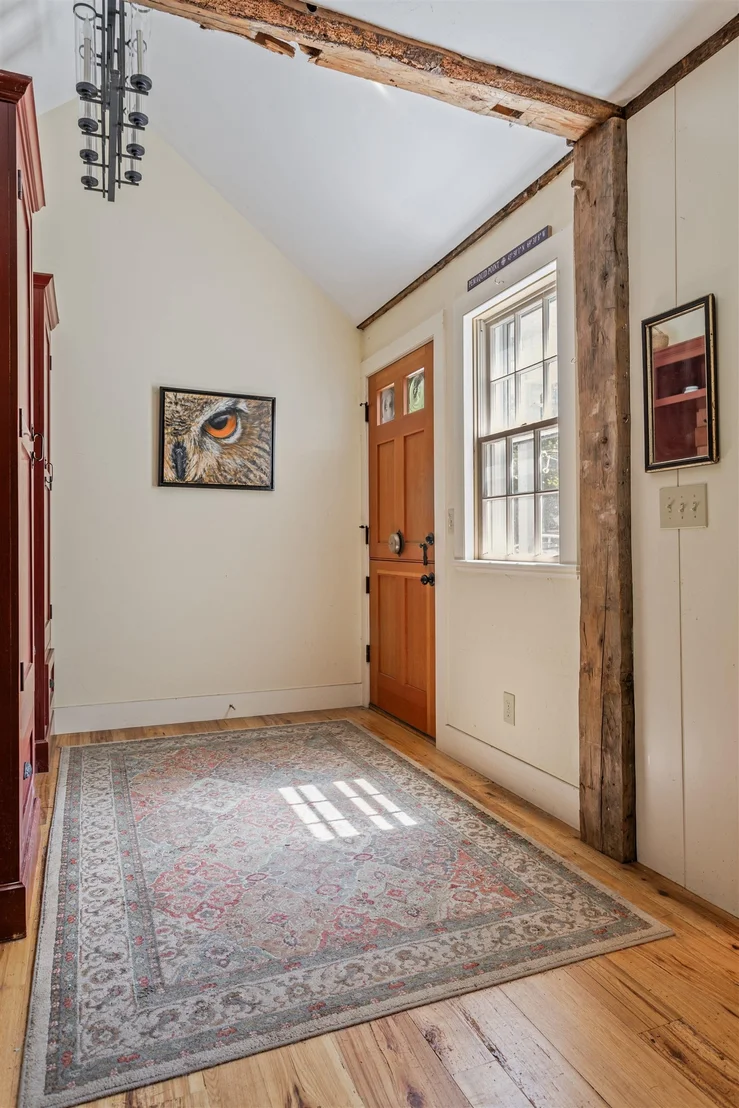 Photo of 83 Walnut