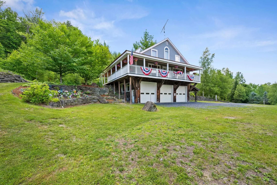Photo of 1012 Hallstrom