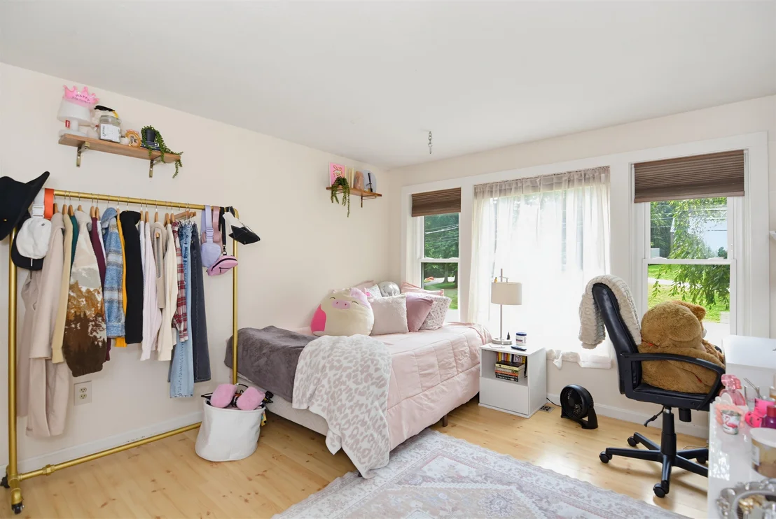 Photo of 33 Redfield
