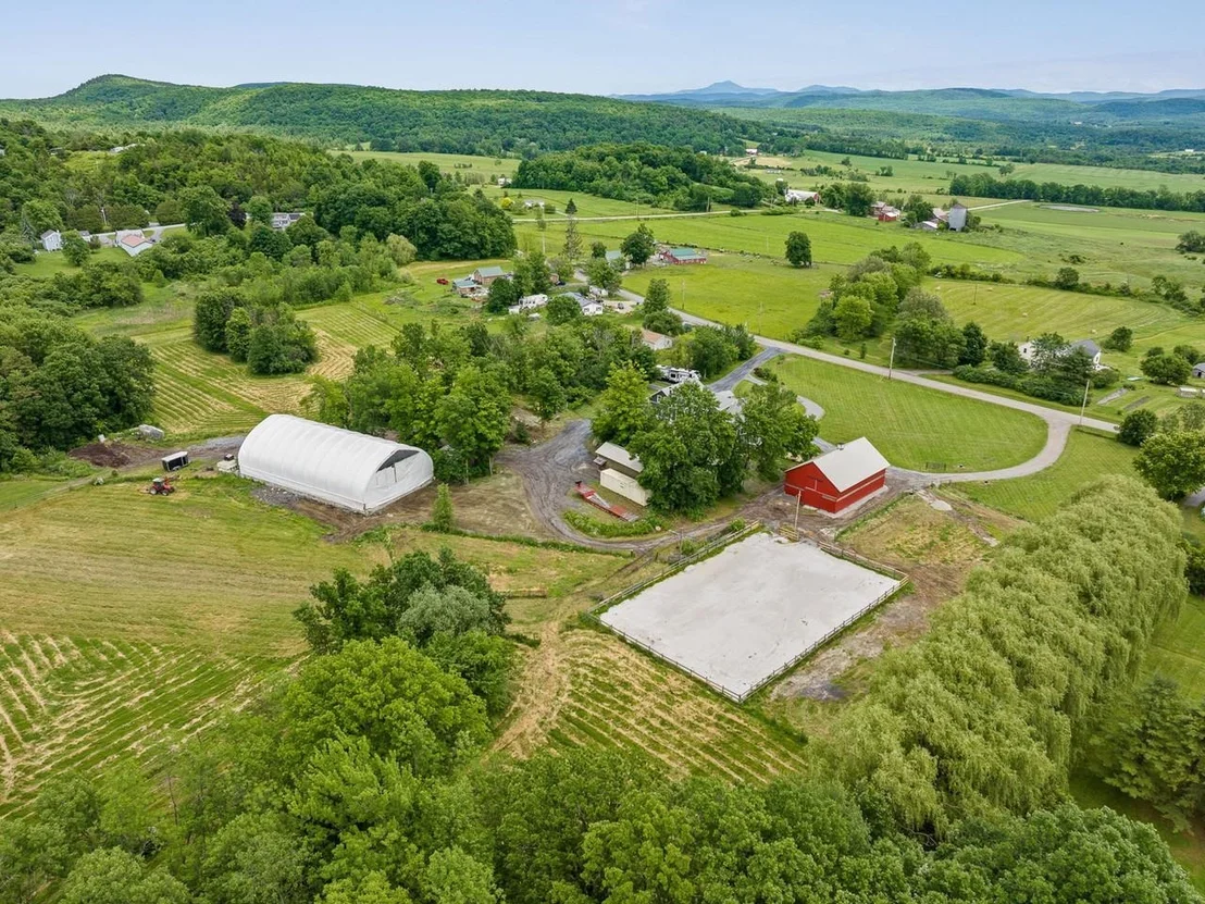 Photo of 1233 Satterly