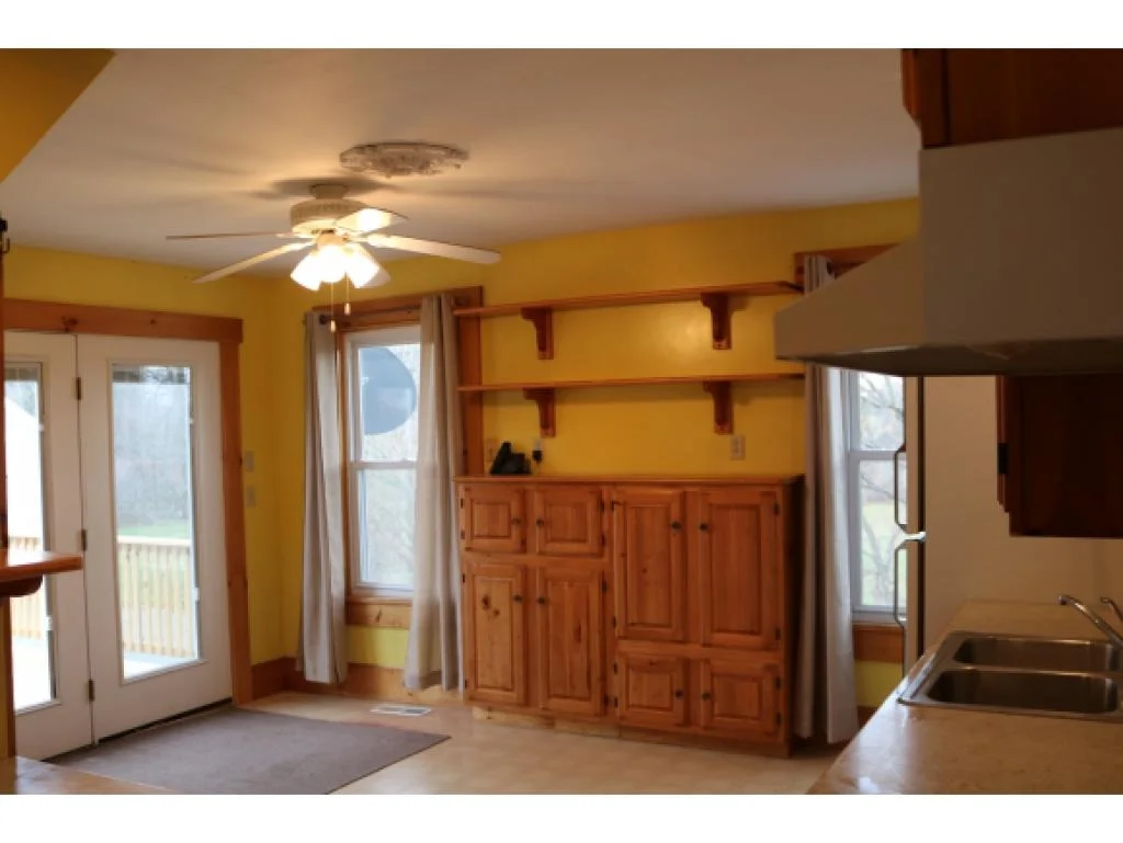 Photo of 4900 Lake