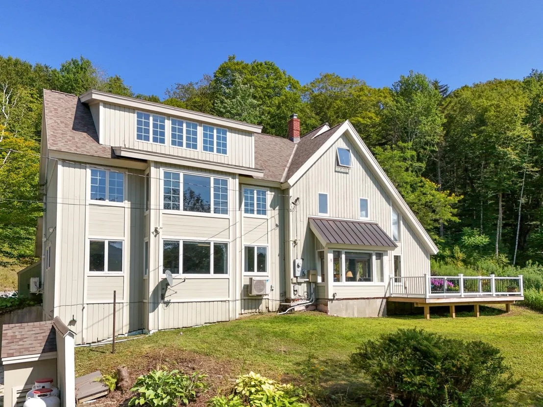 Photo of 2744 Danby Mountain