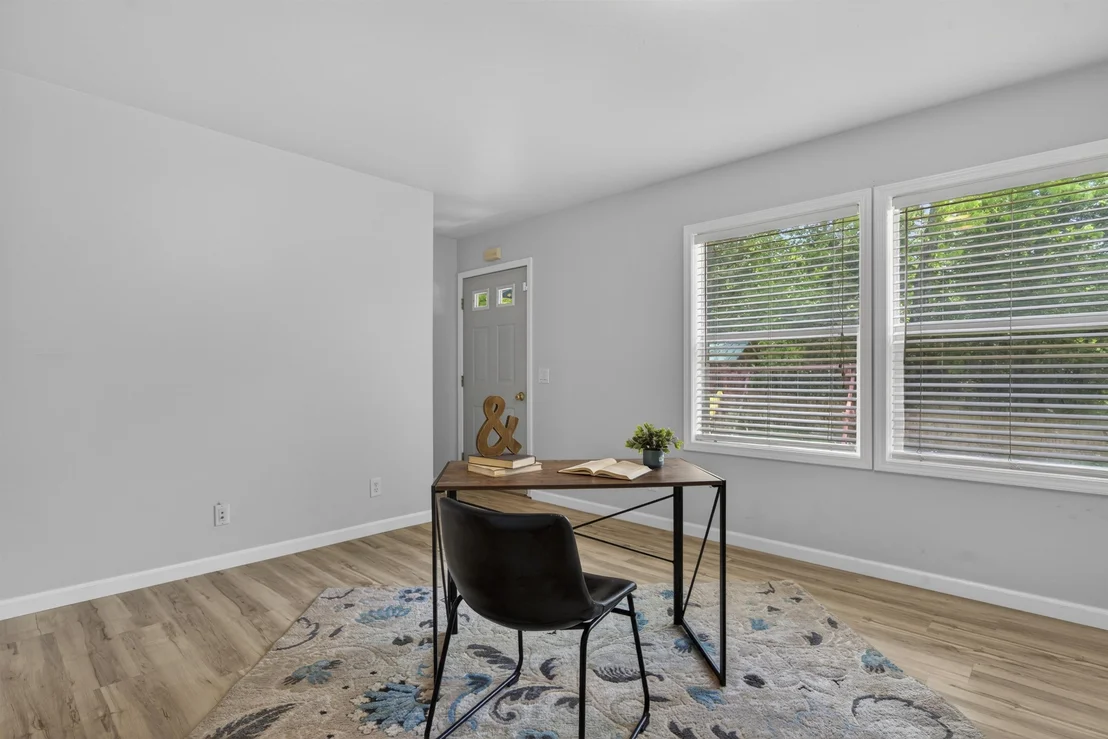 Photo of 112 Shaker