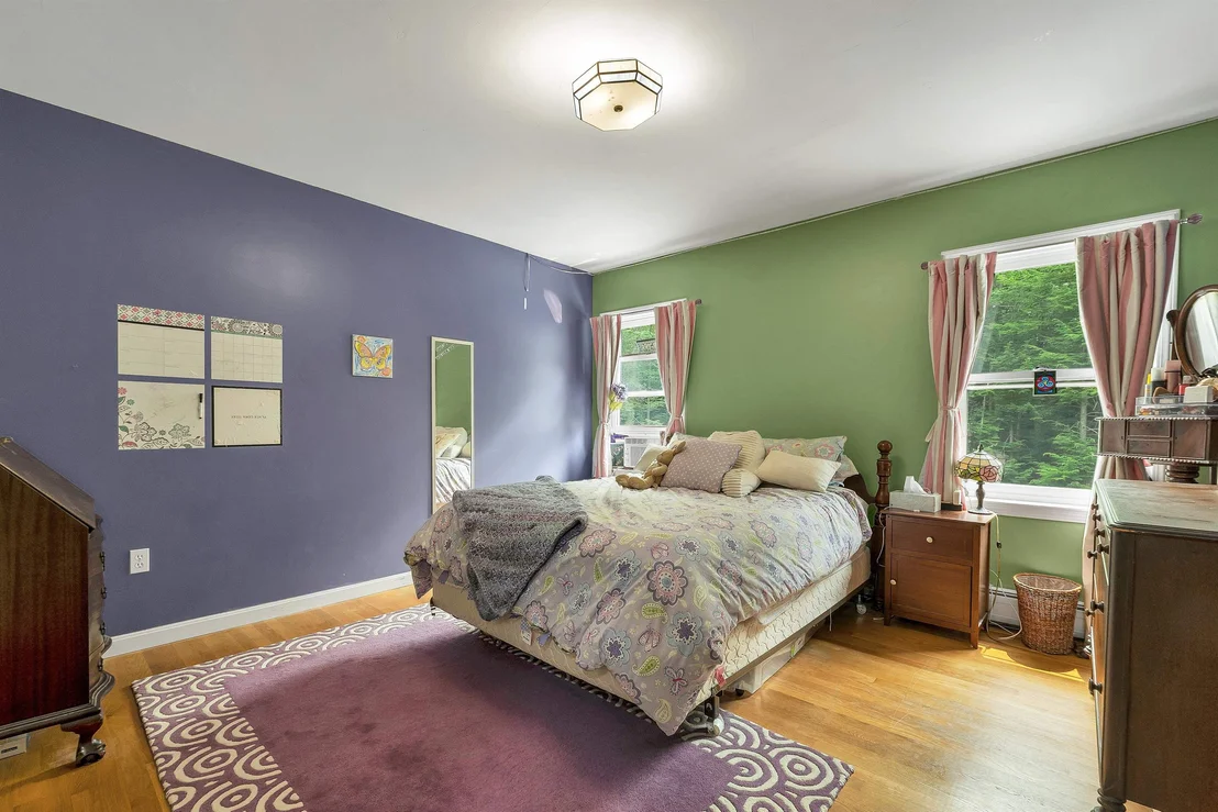 Photo of 11 Longview