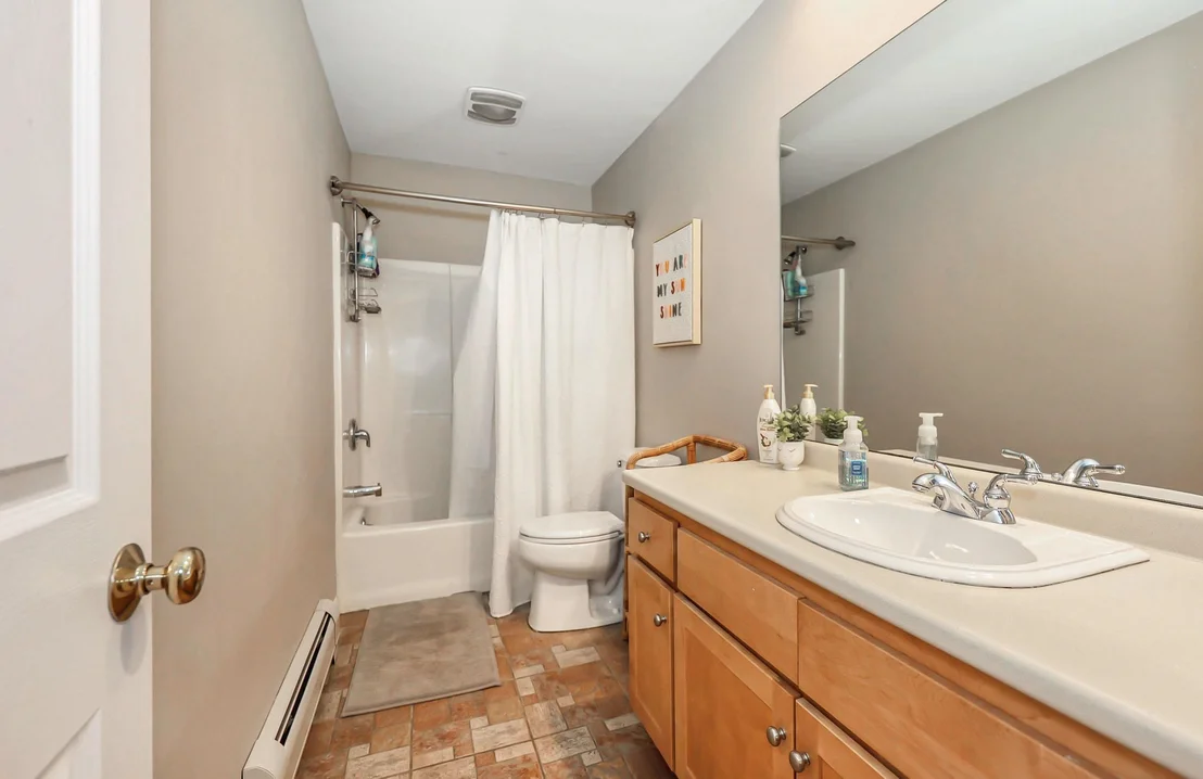 Photo of 237 Stanton