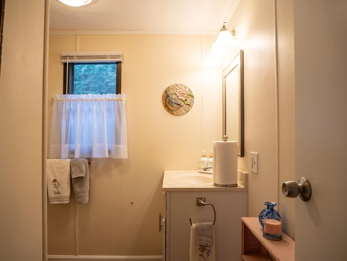 Photo of 52 Monadnock