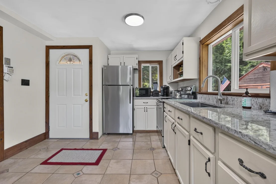 Photo of 363 Keene