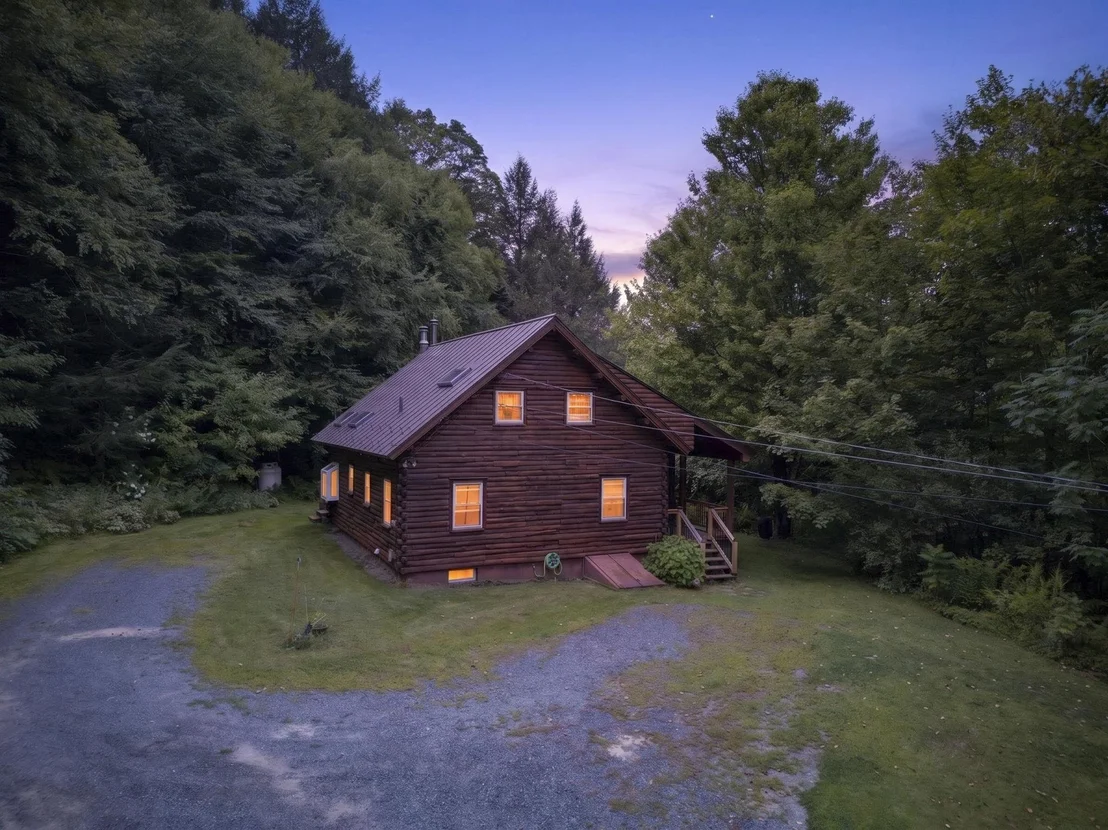 Photo of 220 Hill