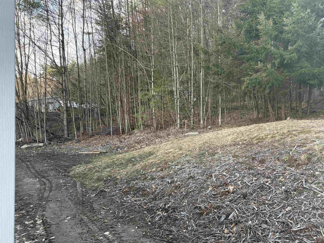 Photo of 64 County