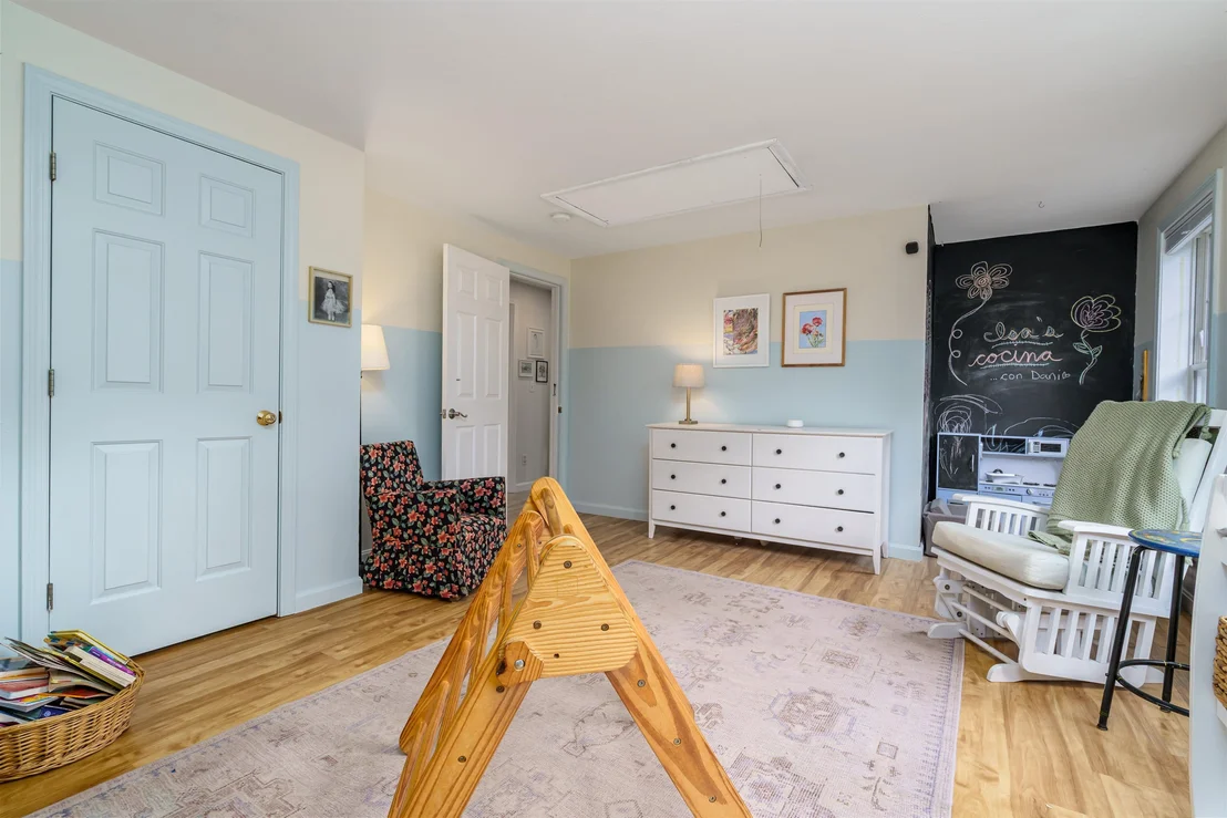 Photo of 37 Tamarack