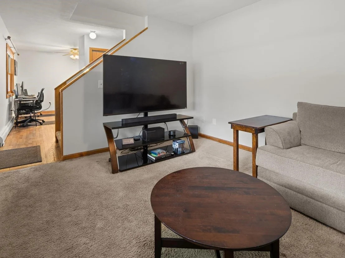 Photo of 140 Austin