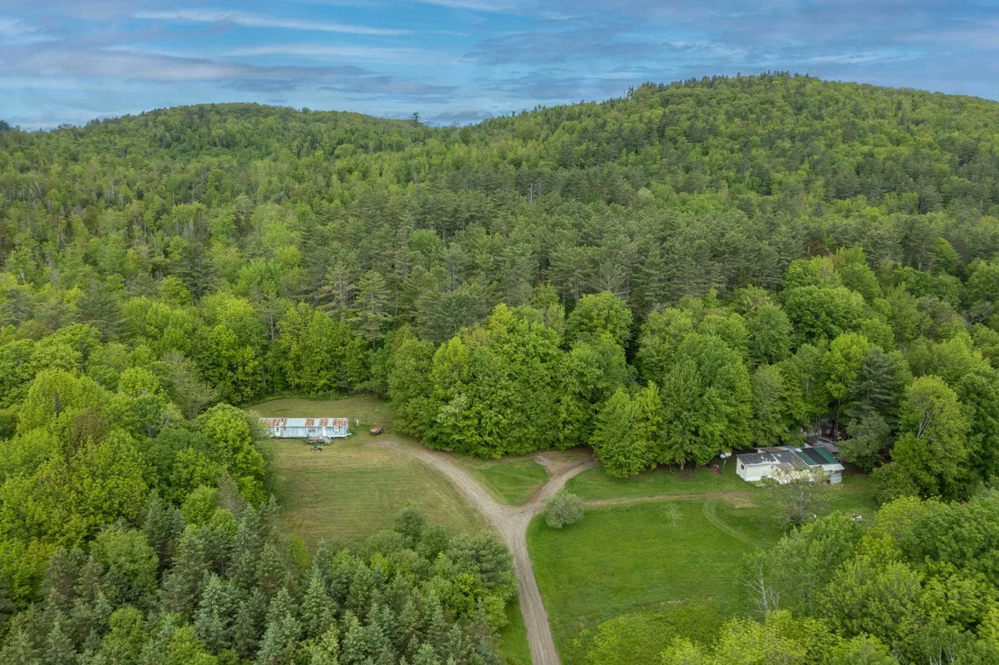 Photo of 929 933 W Bath