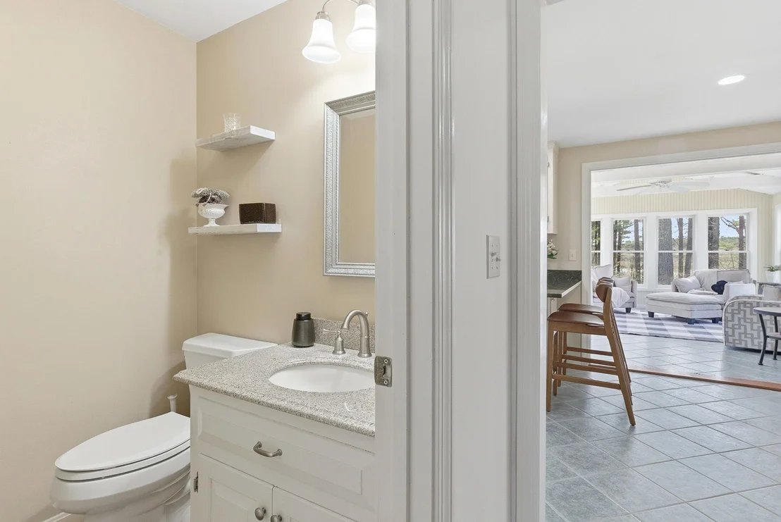 Photo of 25 Buttonwood