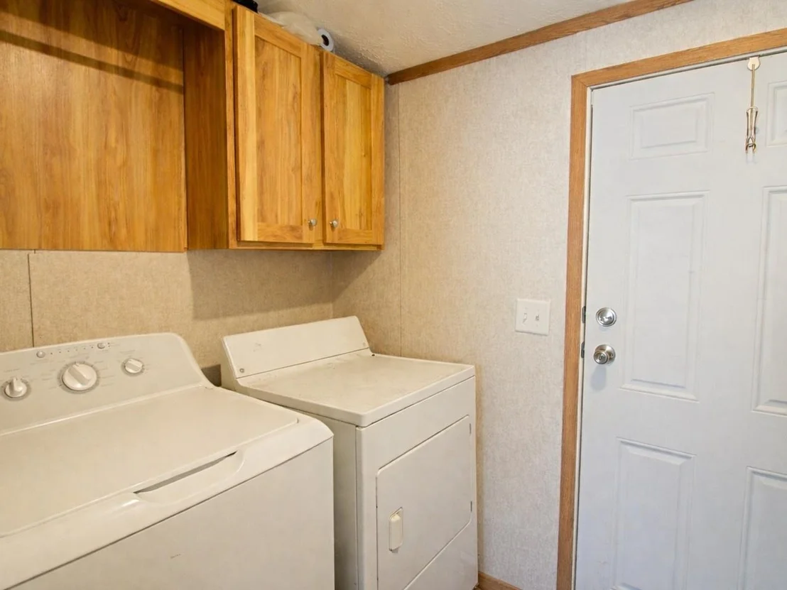 Photo of 141 Dewey
