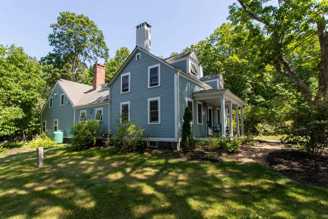 Photo of 83 Walnut