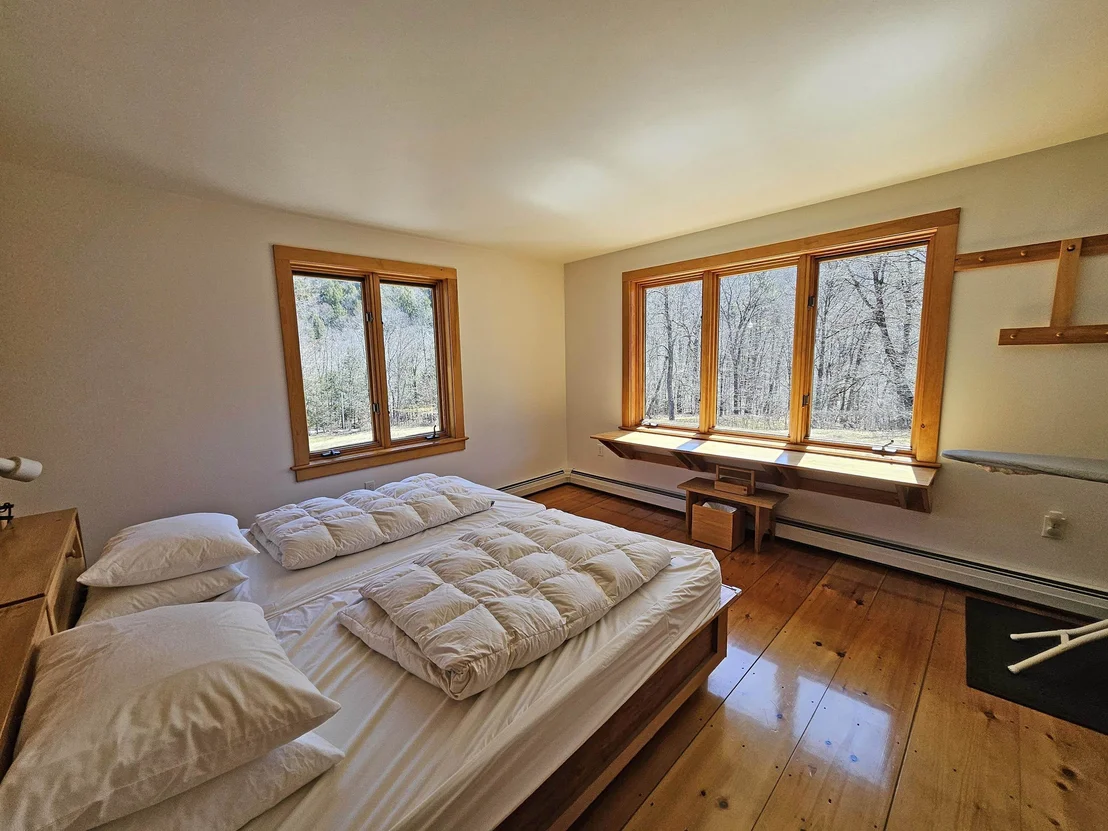 Photo of 1736 River