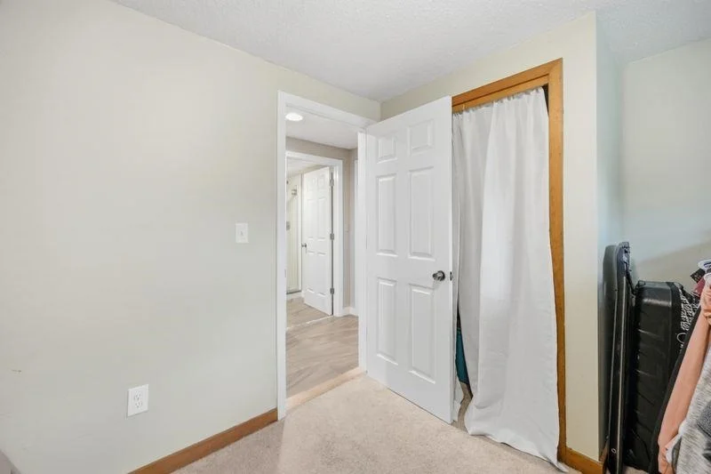 Photo of 10 Hillside