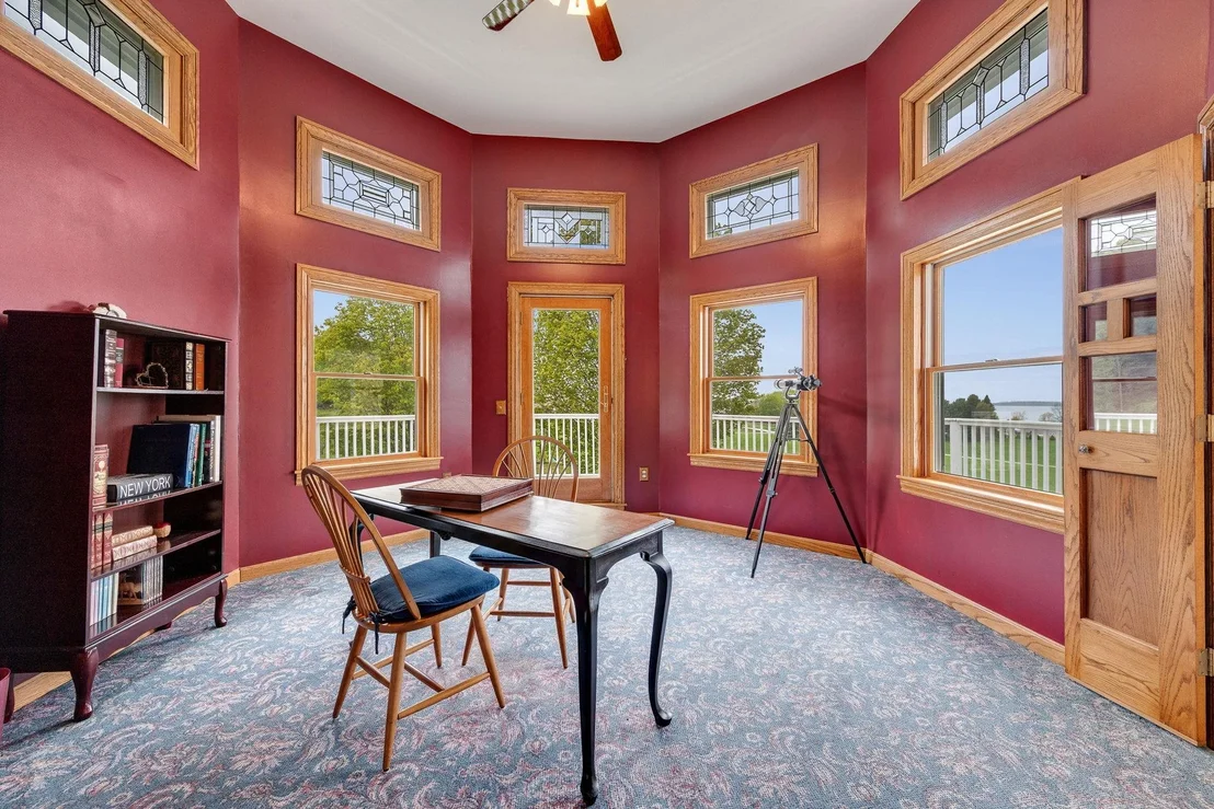Photo of 302 Ledge Hill