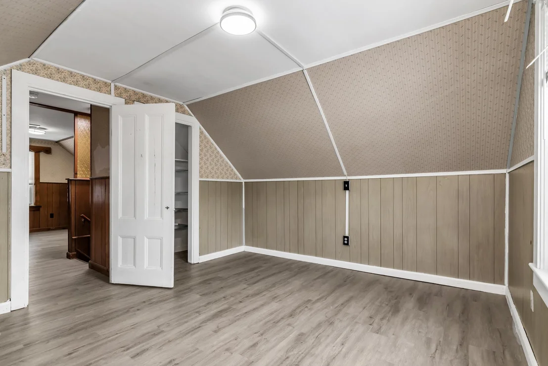 Photo of 354 Seames