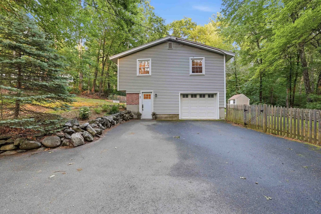 Photo of 65 Londonderry
