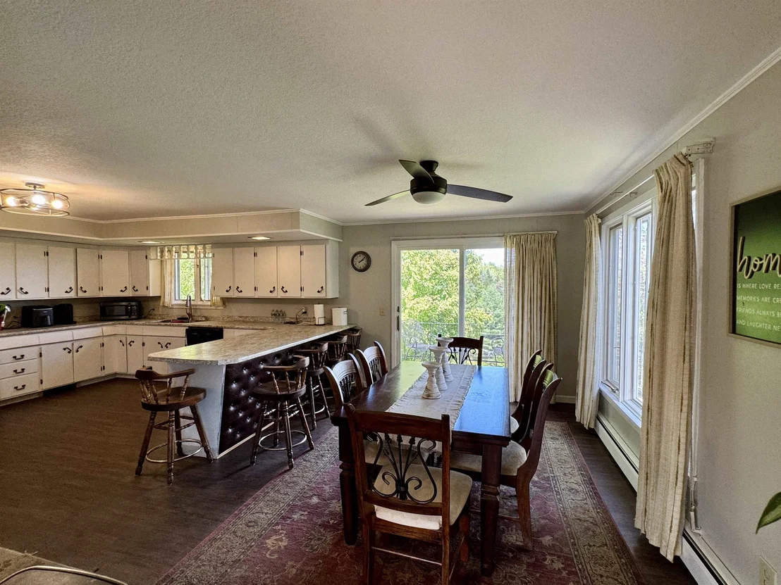 Photo of 252 Mountain View