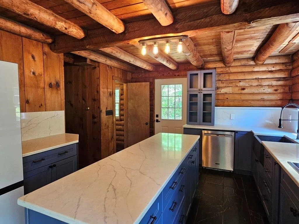 Photo of 423 Old Walpole