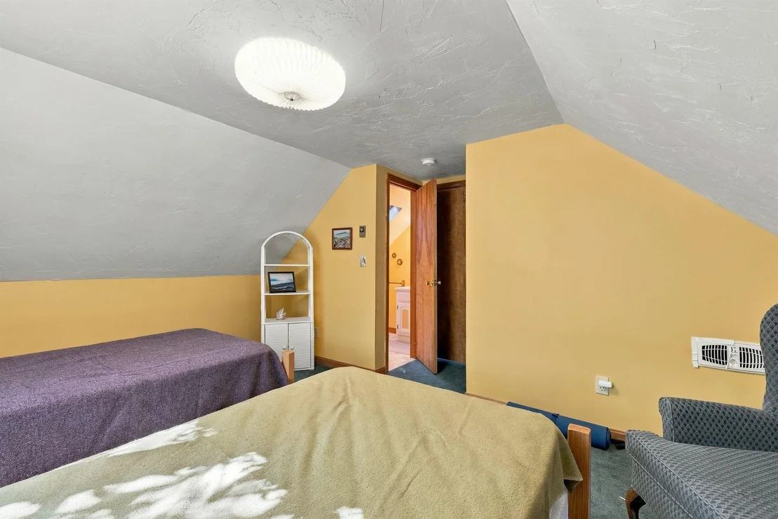 Photo of 212 Varney