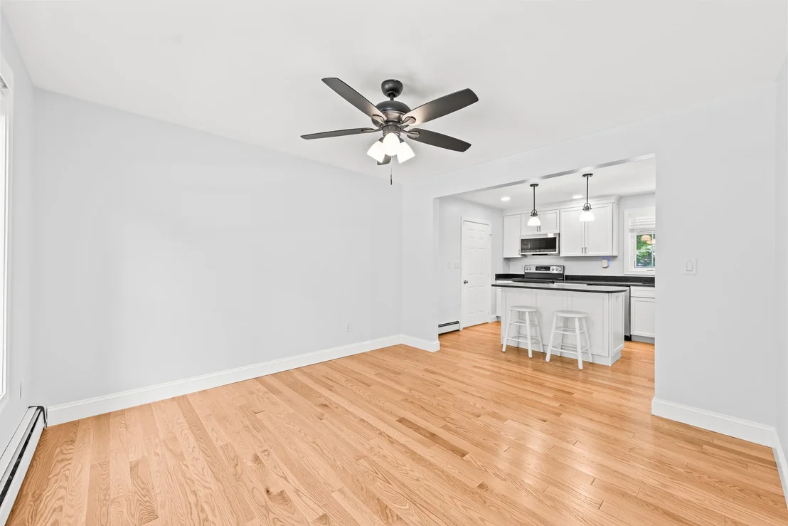 Photo of 14 Davis