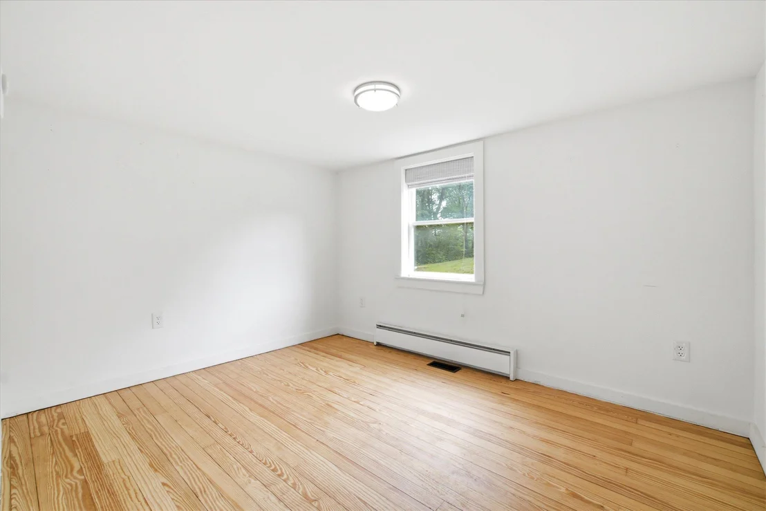 Photo of 405 Bay