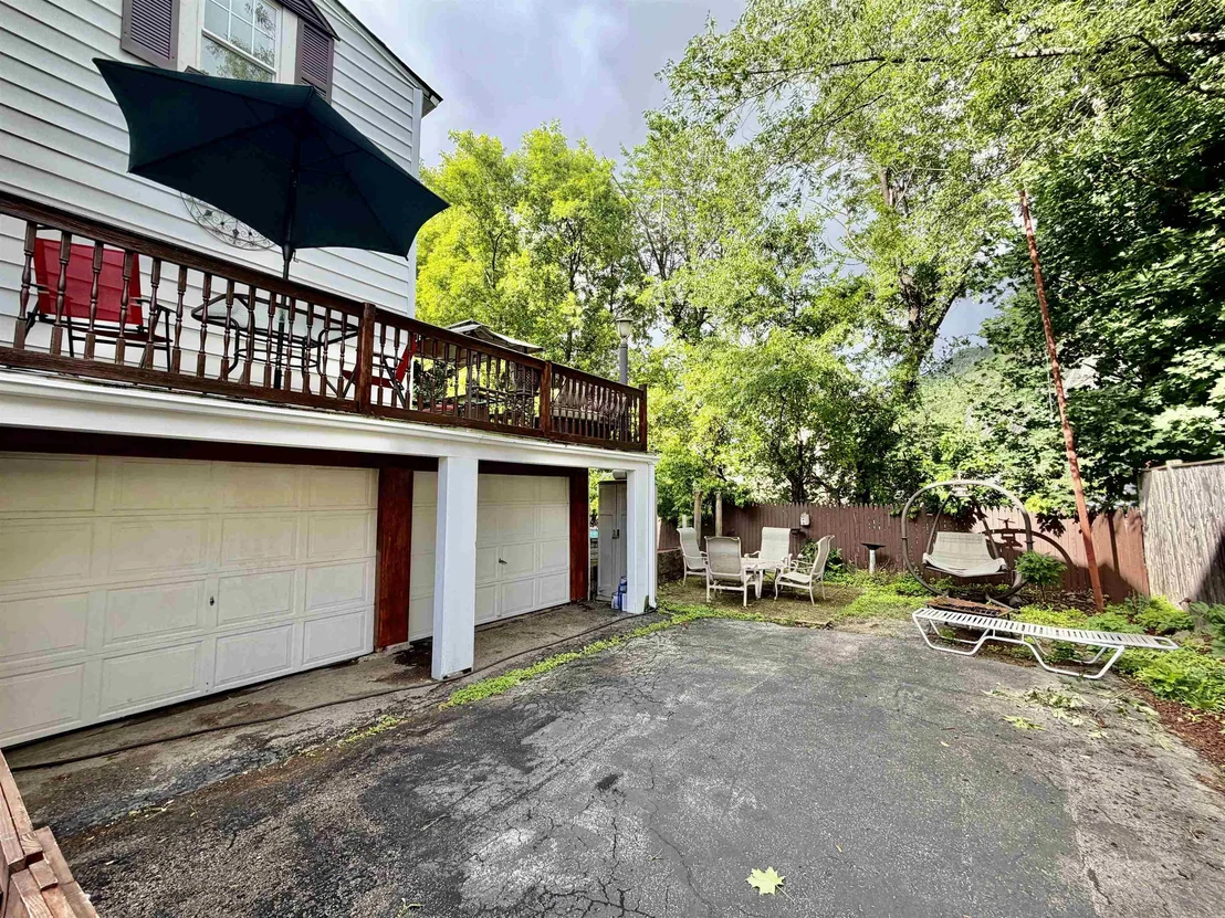Photo of 355 Willard