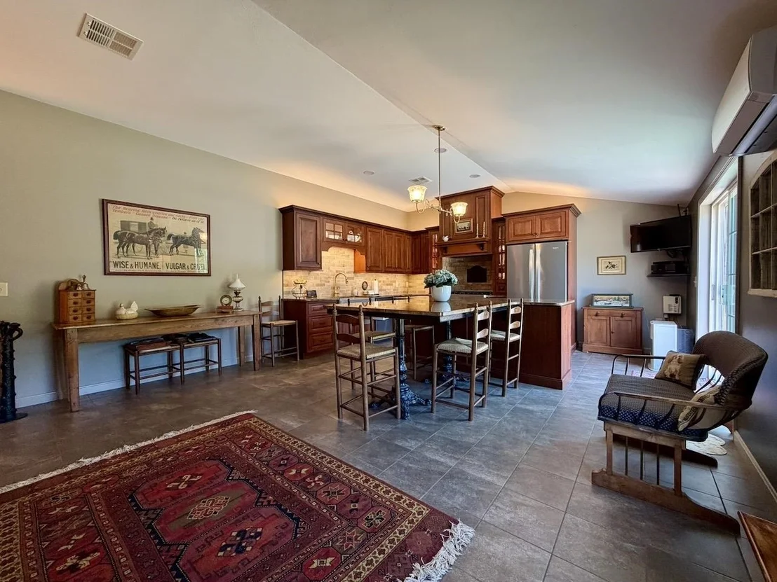 Photo of 253 Intervale