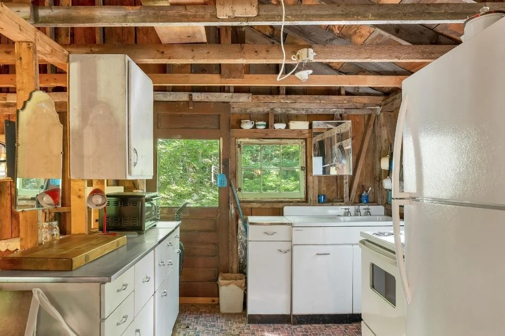 Photo of 32 Johnson Brook